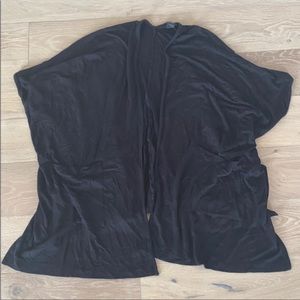 Natori short sleeve cardigan black xs